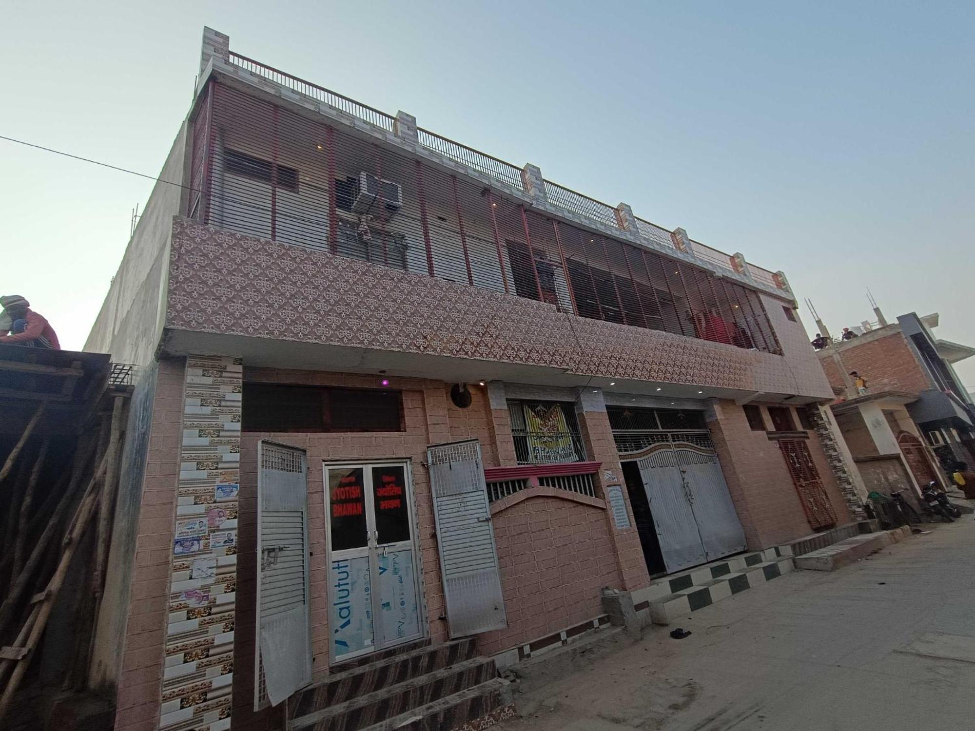 Hotel O Jyotish House Ayodhya Eksteriør billede