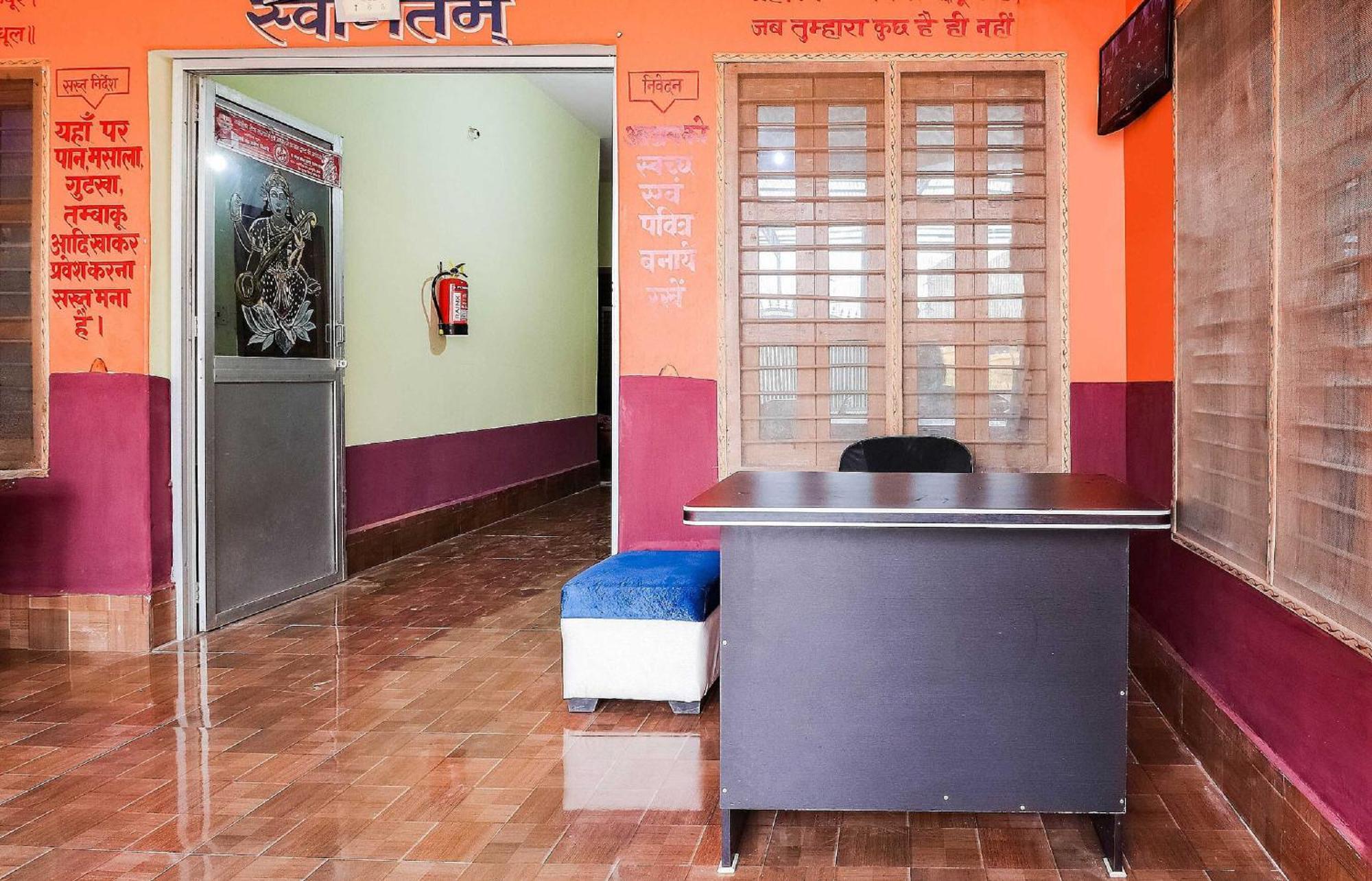 Hotel O Jyotish House Ayodhya Eksteriør billede