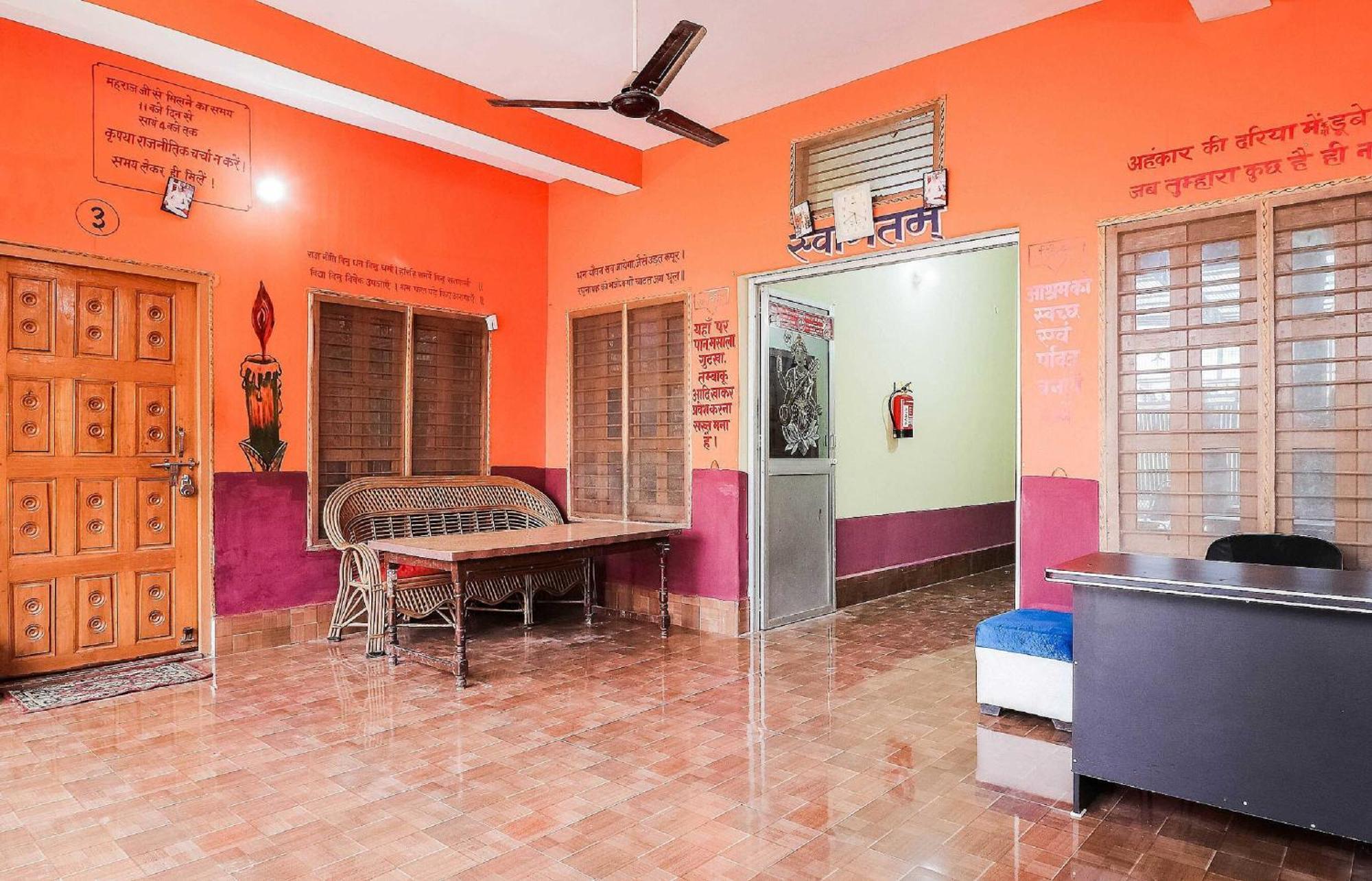 Hotel O Jyotish House Ayodhya Eksteriør billede