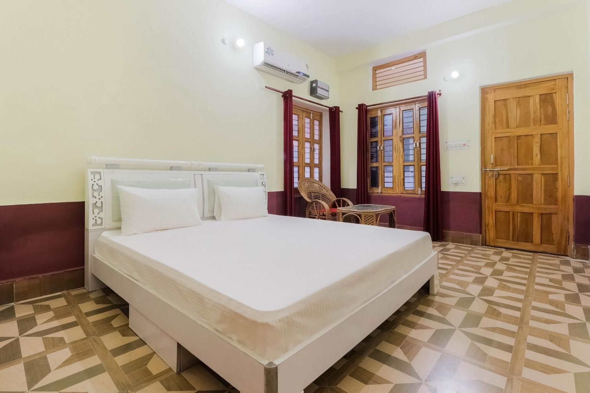 Hotel O Jyotish House Ayodhya Eksteriør billede