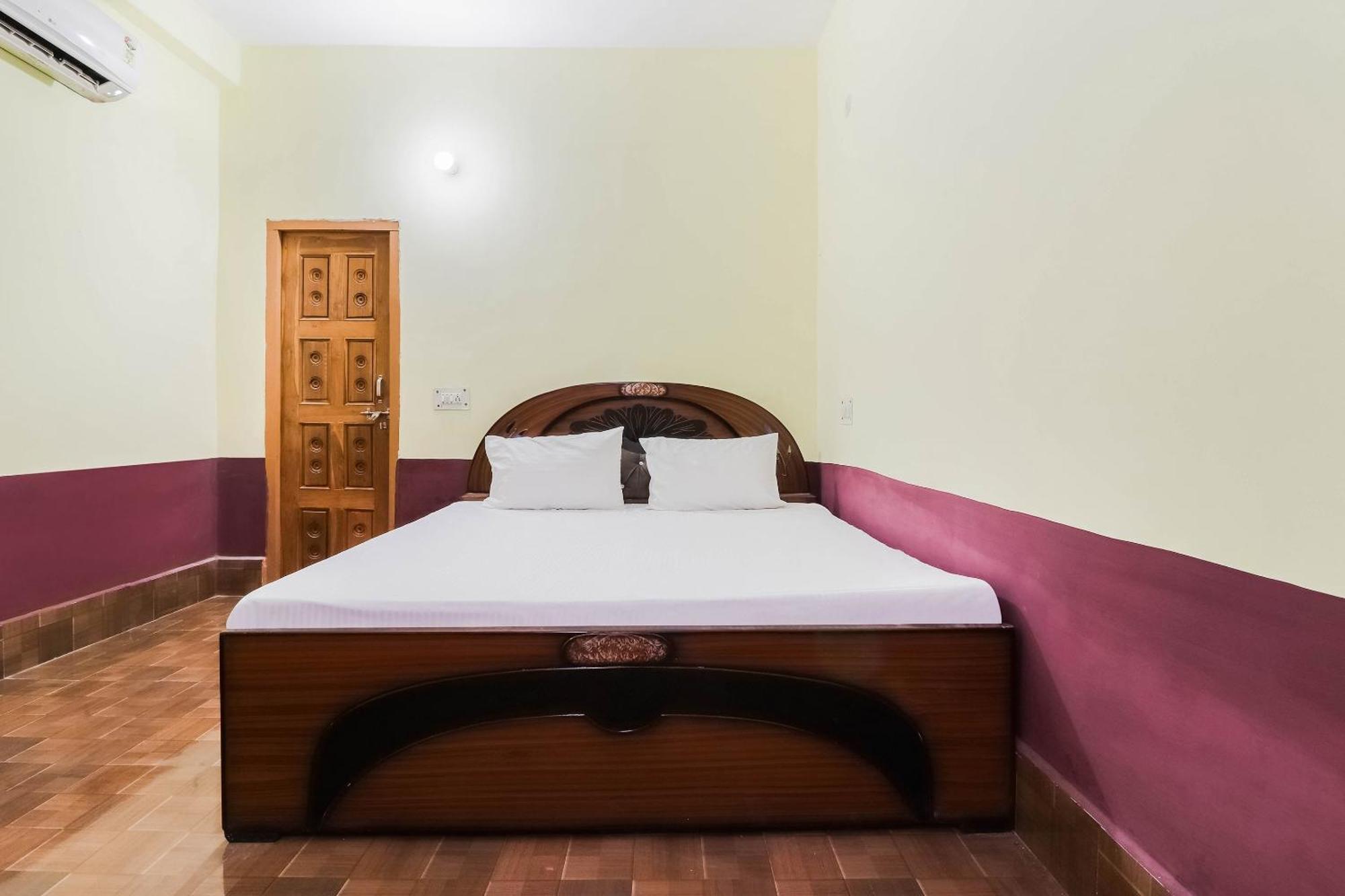 Hotel O Jyotish House Ayodhya Eksteriør billede
